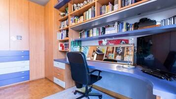 Basic-Doppelzimmer, Gemeinschaftsbad | Zimmerausstattung