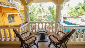 Double or Twin Room | Balcony
