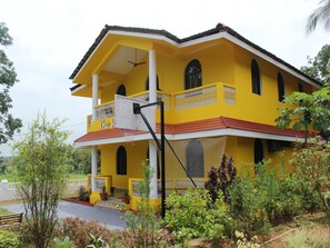 Property entrance - OYO 9623 Home 5BHK Villa Curtorim South Goa (Curtorim)