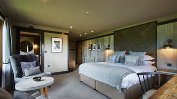 Deluxe Double Room | Egyptian cotton sheets, premium bedding, individually decorated