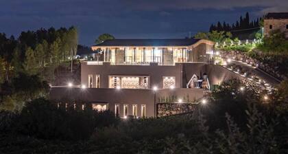 Cavanera Etnea Resort & Wine Experience