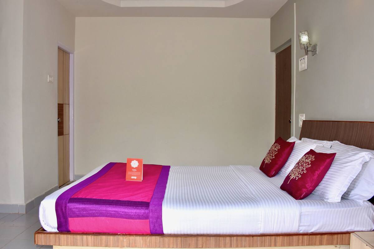 Doppel- oder Zweibettzimmer