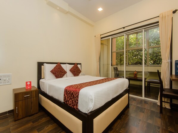 Free WiFi, bed sheets - OYO 9849 Hotel Divine Residency (Mumbai)