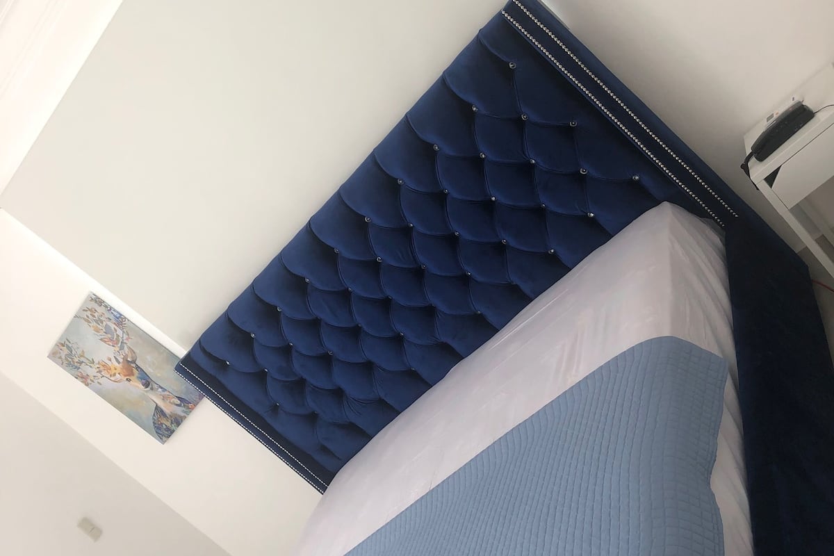 Appartement classique | 3 chambres, lit avec matelas à plateau-coussin, bureau