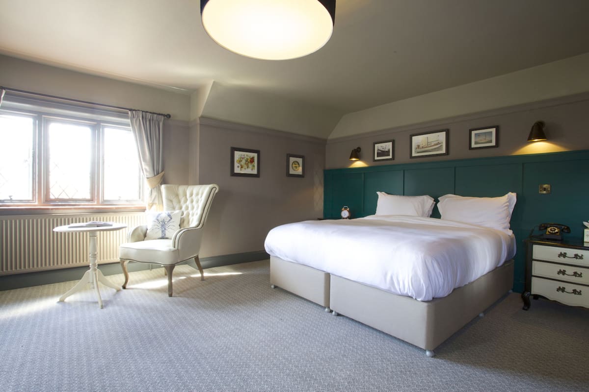 Large Luxury Room | Egyptian cotton sheets, premium bedding, individually decorated