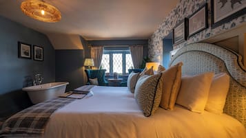 Exclusive Room | Egyptian cotton sheets, premium bedding, individually decorated