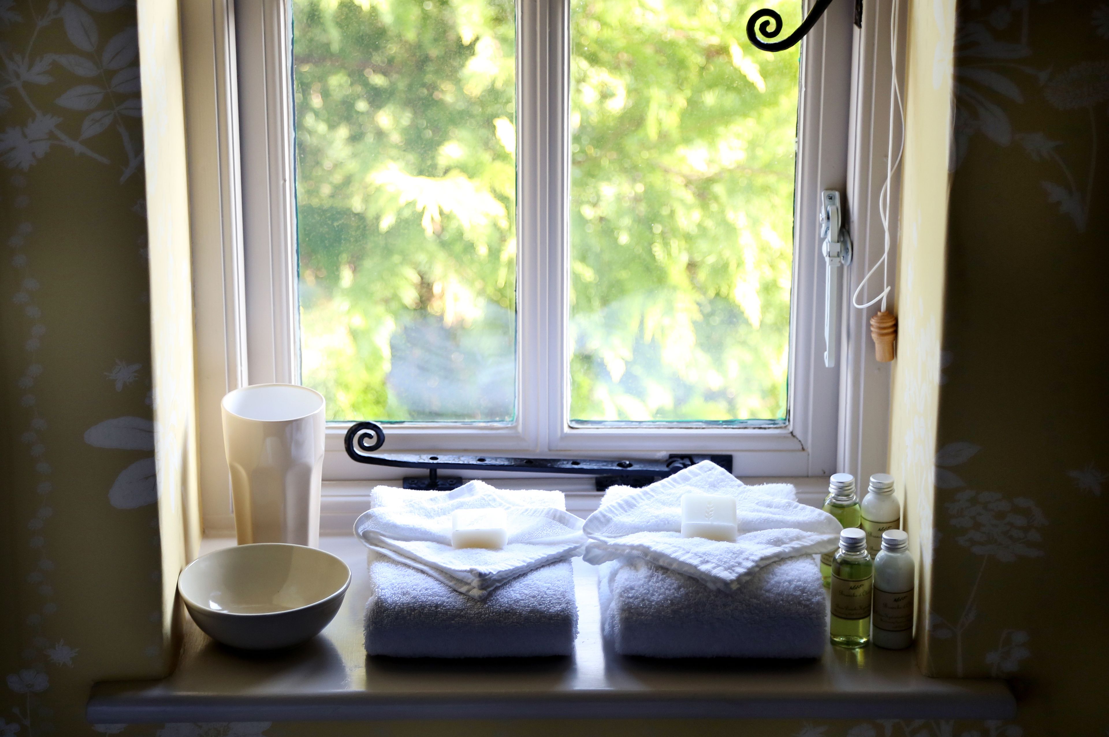 deluxe cottage, multiple beds | 1 bedroom, egyptian cotton sheets, premium bedding, down duvets