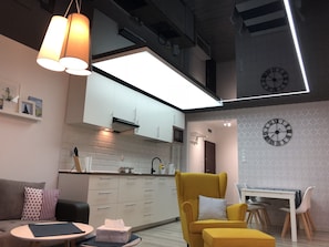 Departamento (MOLO) | Sala de estar | Televisión de pantalla plana y reproductor de DVD