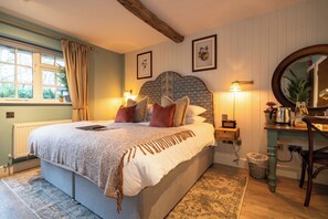 经典客房 | 熨斗/熨板、免费 WiFi、床单