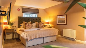 Comfort Room | Iron/ironing board, free WiFi, bed sheets