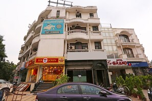 Front of property - OYO 3559 Kalkaji (New Delhi)