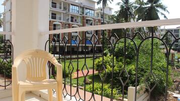 Double or Twin Room | Balcony