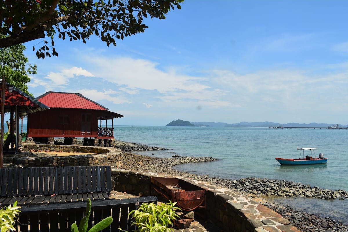 Nhà phong cách cổ điển, 1 giường cỡ king, quang cảnh biển, đối diện biển | Bàn, bàn ủi/dụng cụ ủi quần áo, truy cập Internet không dây miễn phí