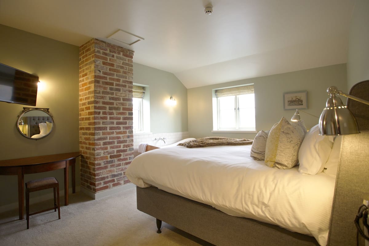 luxury room | egyptian cotton sheets, premium bedding, down duvets, iron/ironing board