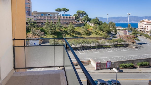 Balcony - Antares (Reggio Calabria)