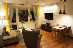 Appartement (PRZYSTAN) | Salle de séjour