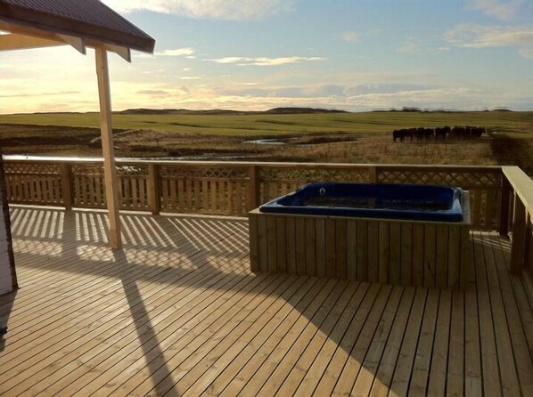 Terrace/patio - Stryta Guesthouse (Sveitarfélagid Ölfus)