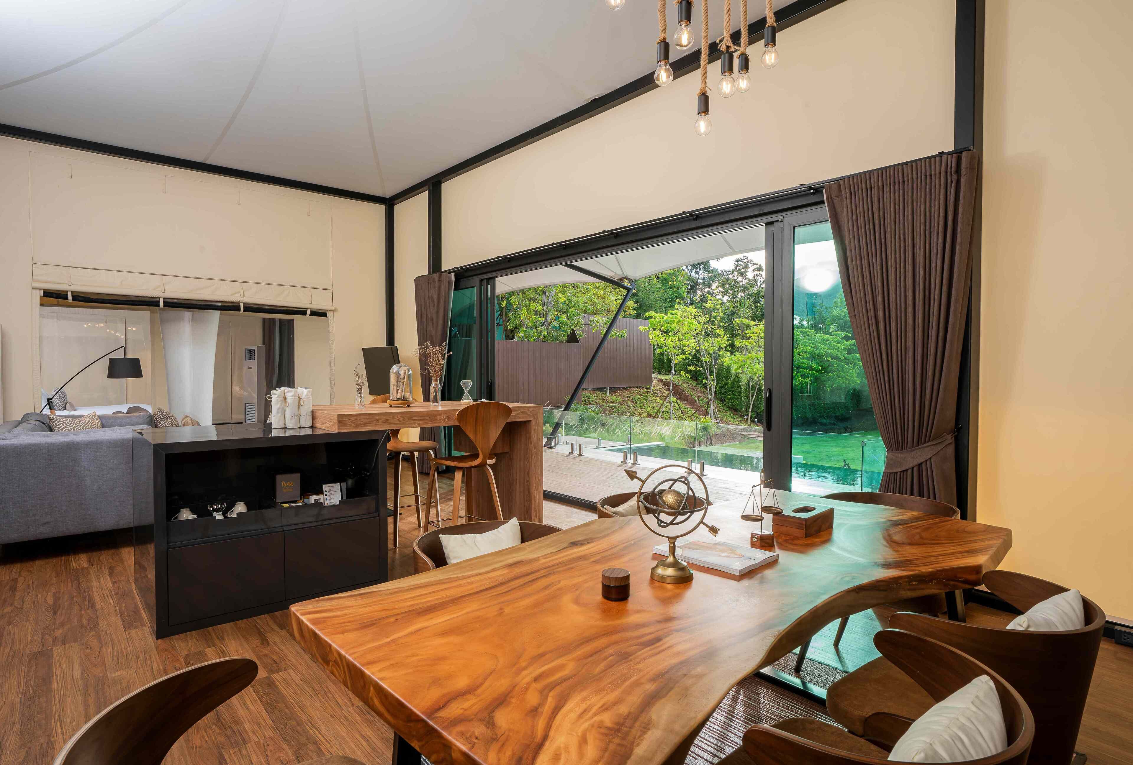 Tent | Luxe beddengoed, pillowtop-bedden, een gratis minibar