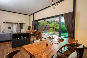 Eden Pool (Pet Friendly) | Literie de qualité supérieure, surmatelas