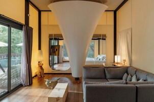 Eden Onsen (Pet Friendly) | Vardagsrum | 55-tums smart-tv med digitalkanaler, tv och Netflix