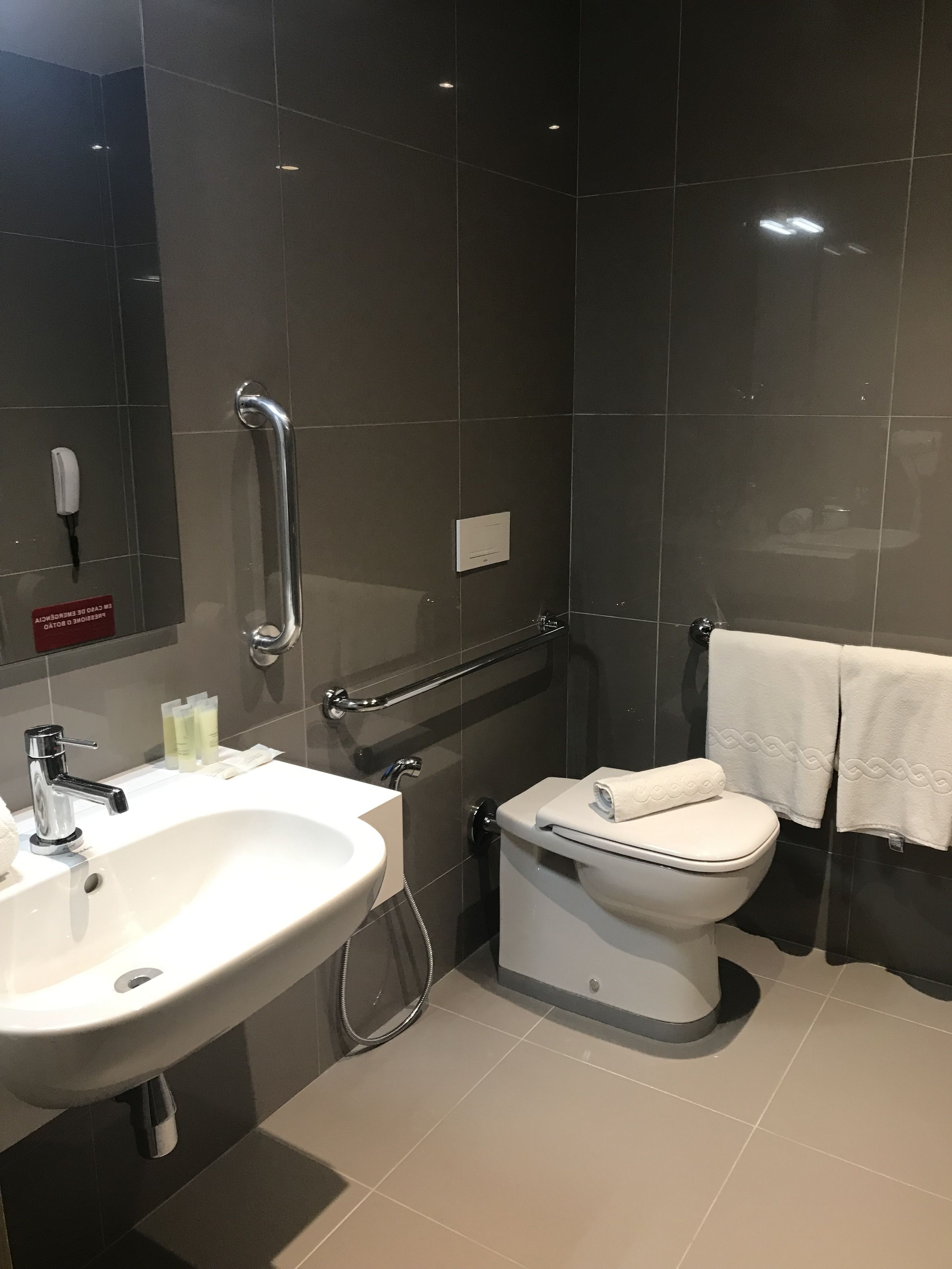 superior room for reduced mobility | bathroom | shower, eco-friendly toiletries, hair dryer, towels