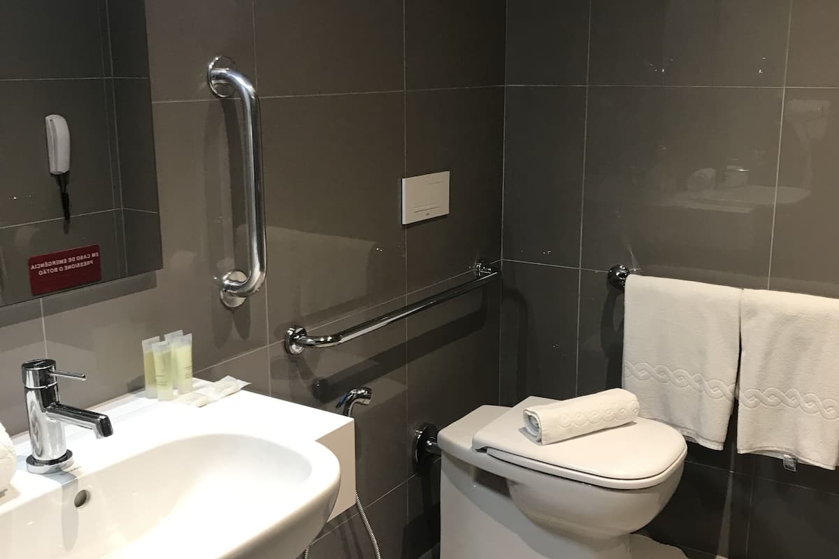superior room for reduced mobility | bathroom | shower, eco-friendly toiletries, hair dryer, towels