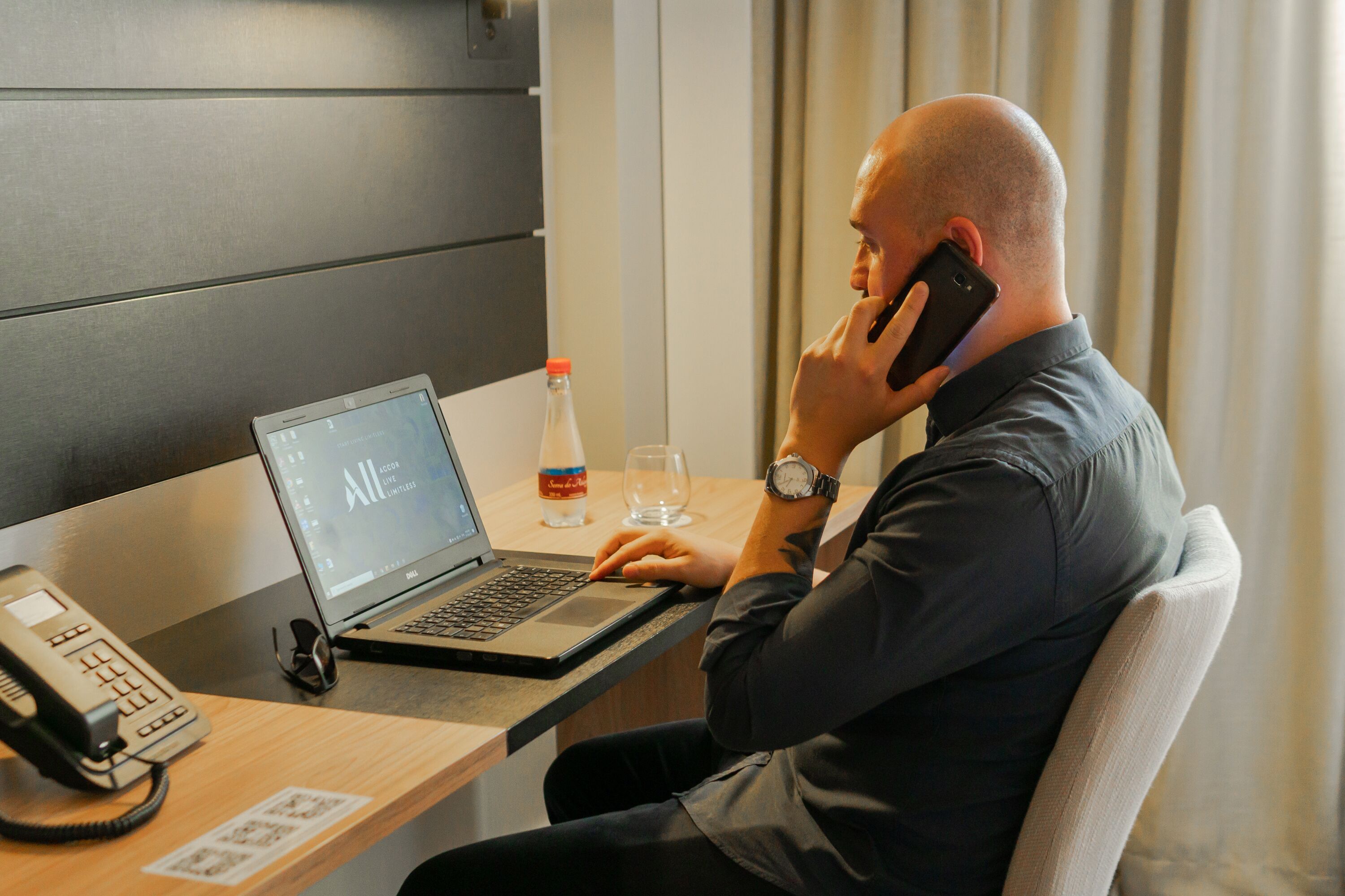 superior room with 01 double bed | pillow-top beds, minibar, in-room safe, desk