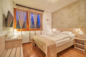 Comfort-Apartment, 1 Schlafzimmer | Schreibtisch, kostenloses WLAN, Bettwäsche