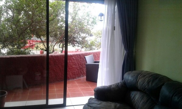 Apartment, 2 Bedrooms | Living area - Depto Edificio Cavancha Iquique 1137 (Iquique)