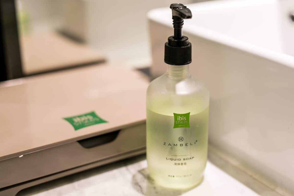 twin room | 1 bedroom, premium bedding, desk, soundproofing