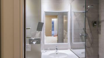 Minibar, in-room safe, desk, soundproofing