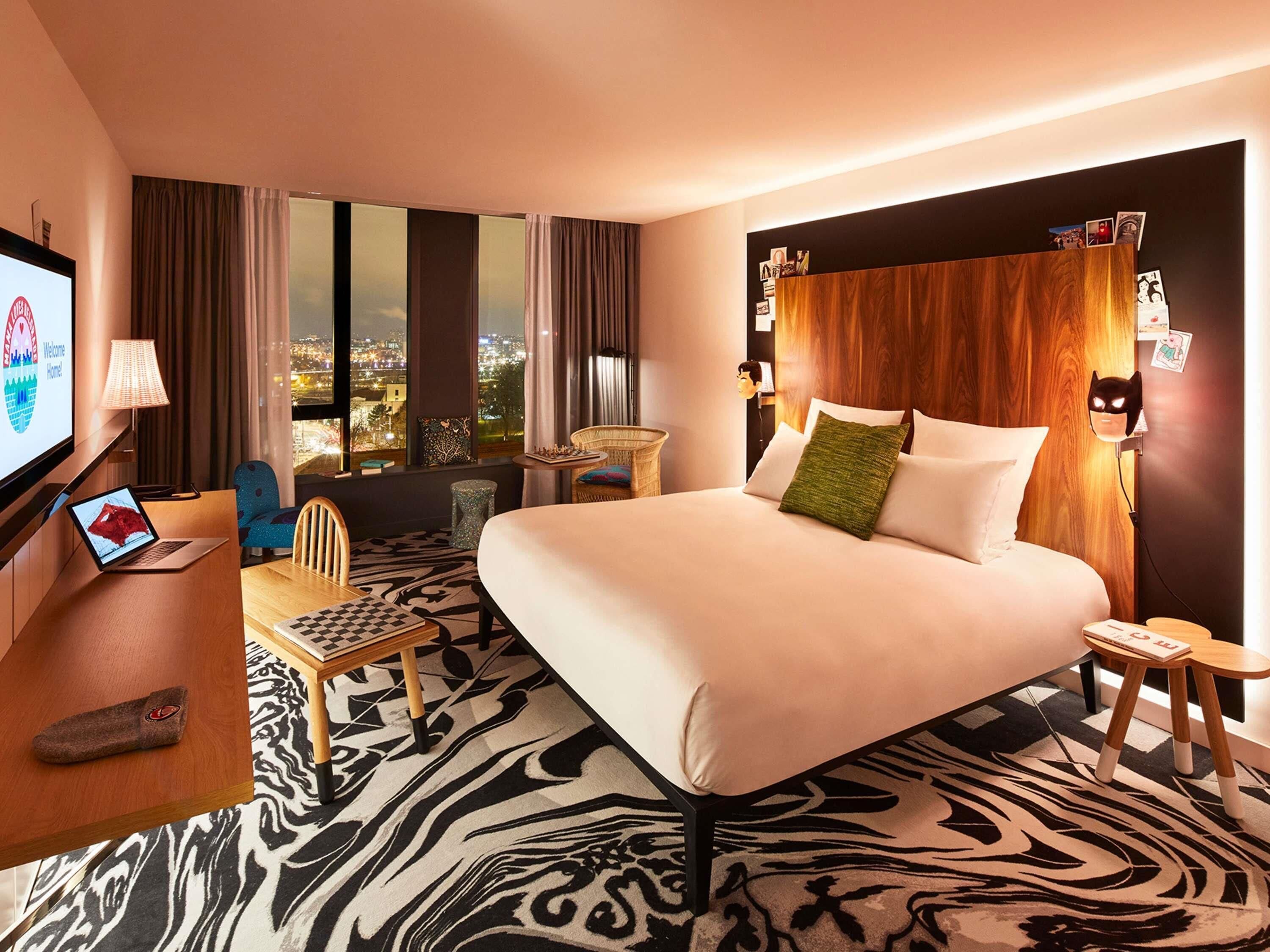 Rom, 1 kingsize-seng (Large Mama) | Sengetøy i egyptisk bomull og sengetøy av topp kvalitet