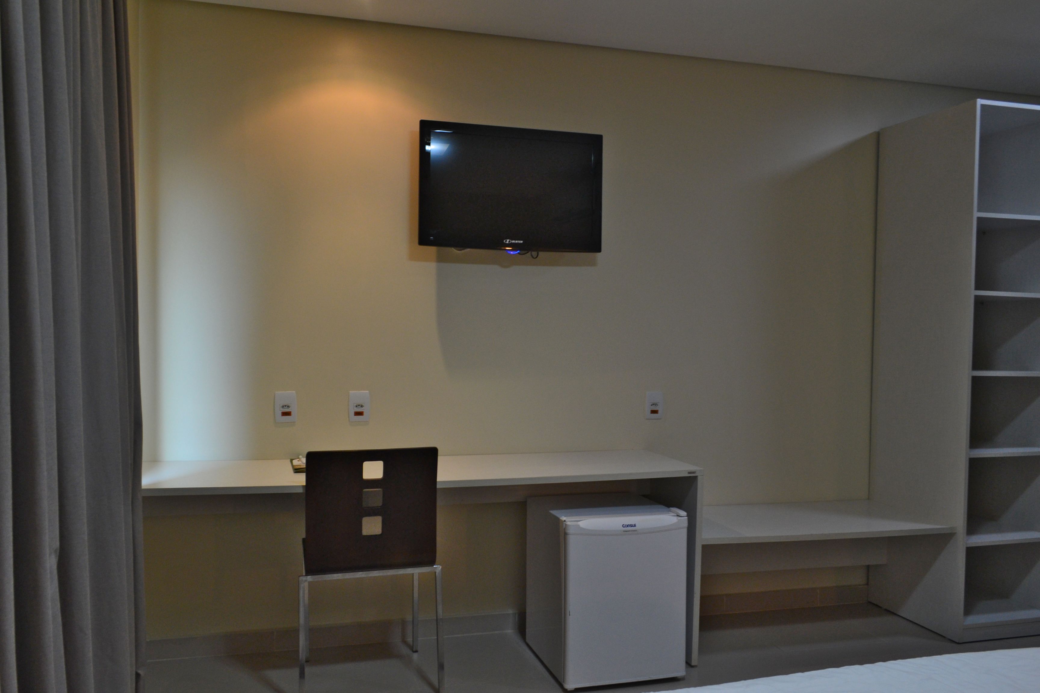 in-room business centre