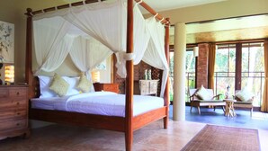 Deluxe Suite | Premium bedding, WiFi (free) - Ubud Suites (Ubud)
