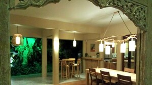 Dining - Ubud Suites (Ubud)