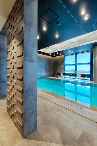 Renaissance Warsaw Airport Hotel, an Marriott International