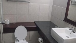 Bathroom - Welkom INN (Welkom)