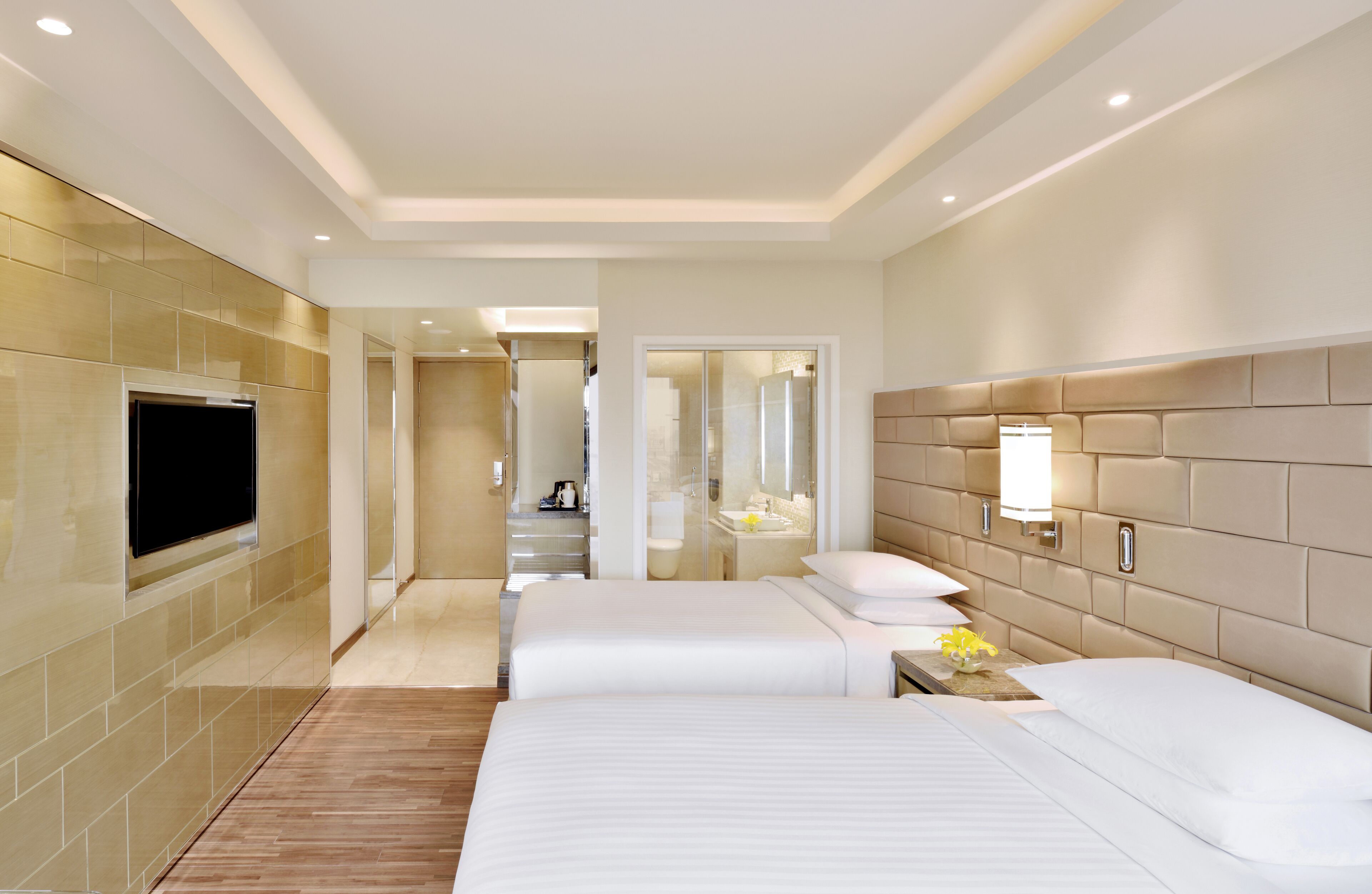 Premium bedding, down comforters, minibar, in-room safe
