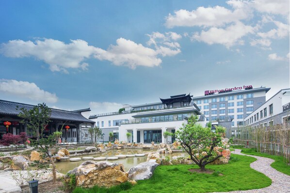 Exterior - Hilton Garden Inn Qidong (Nantong)