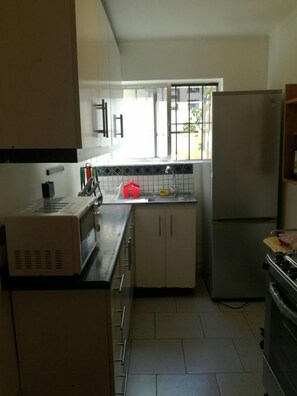 Standard-Apartment, 3 Schlafzimmer | Eigene Küche | Kühlschrank, Mikrowelle, Ofen, Herdplatte