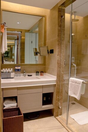 Shower, free toiletries, hair dryer, bathrobes