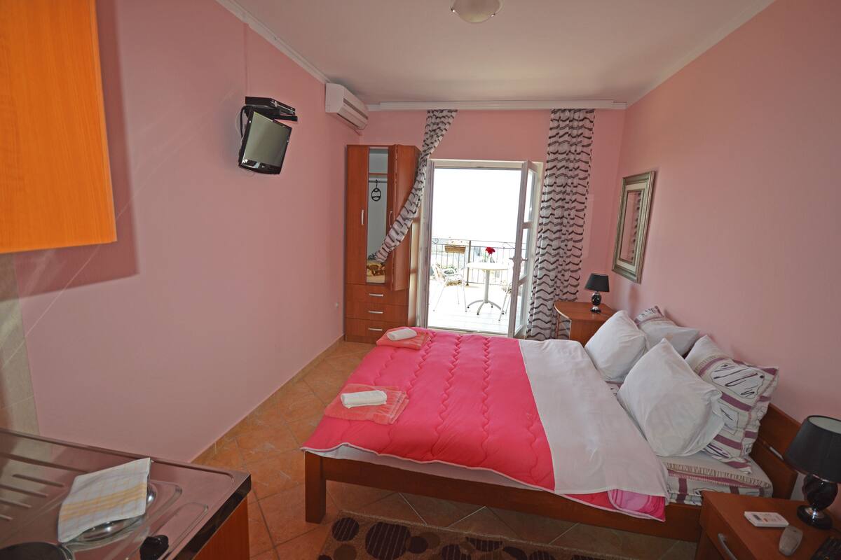 Studio, Meerblick | Schreibtisch, schallisolierte Zimmer, Bügeleisen/Bügelbrett, Babybetten