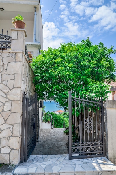 Apartments Cejovic