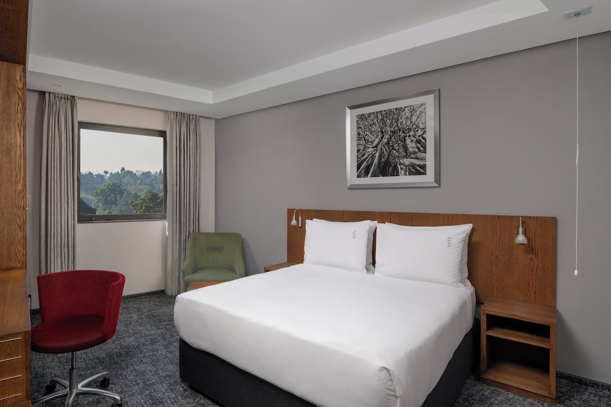 In-room safe, desk, laptop workspace, blackout curtains