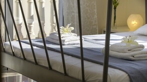Villa, 2 Bedrooms (Communal Pool) - Protaras Villa Daisy (Paralimni)