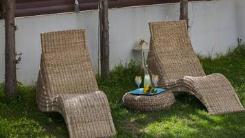 Villa, 2 slaapkamers (Communal Pool) | Terras