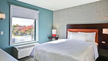 Suite, 1 Schlafzimmer, Nichtraucher | Schreibtisch, Verdunkelungsvorhänge, Bügeleisen/Bügelbrett