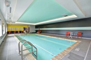 Indoor pool, open 7:00 AM to 10:00 PM, sun loungers