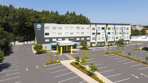 Exterior - Tru by Hilton Chicopee Springfield (Chicopee)