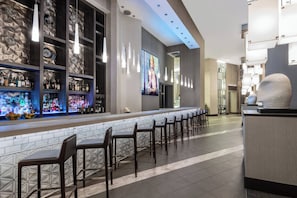 Rooftop bar - AC Hotels by Marriott Charlotte City Center (Charlotte)